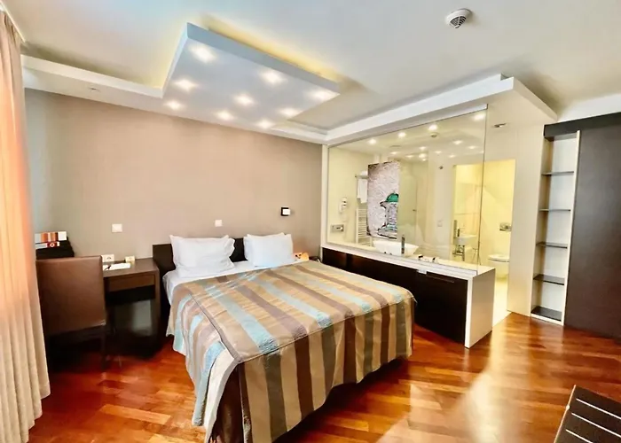 City Boutique Hotel